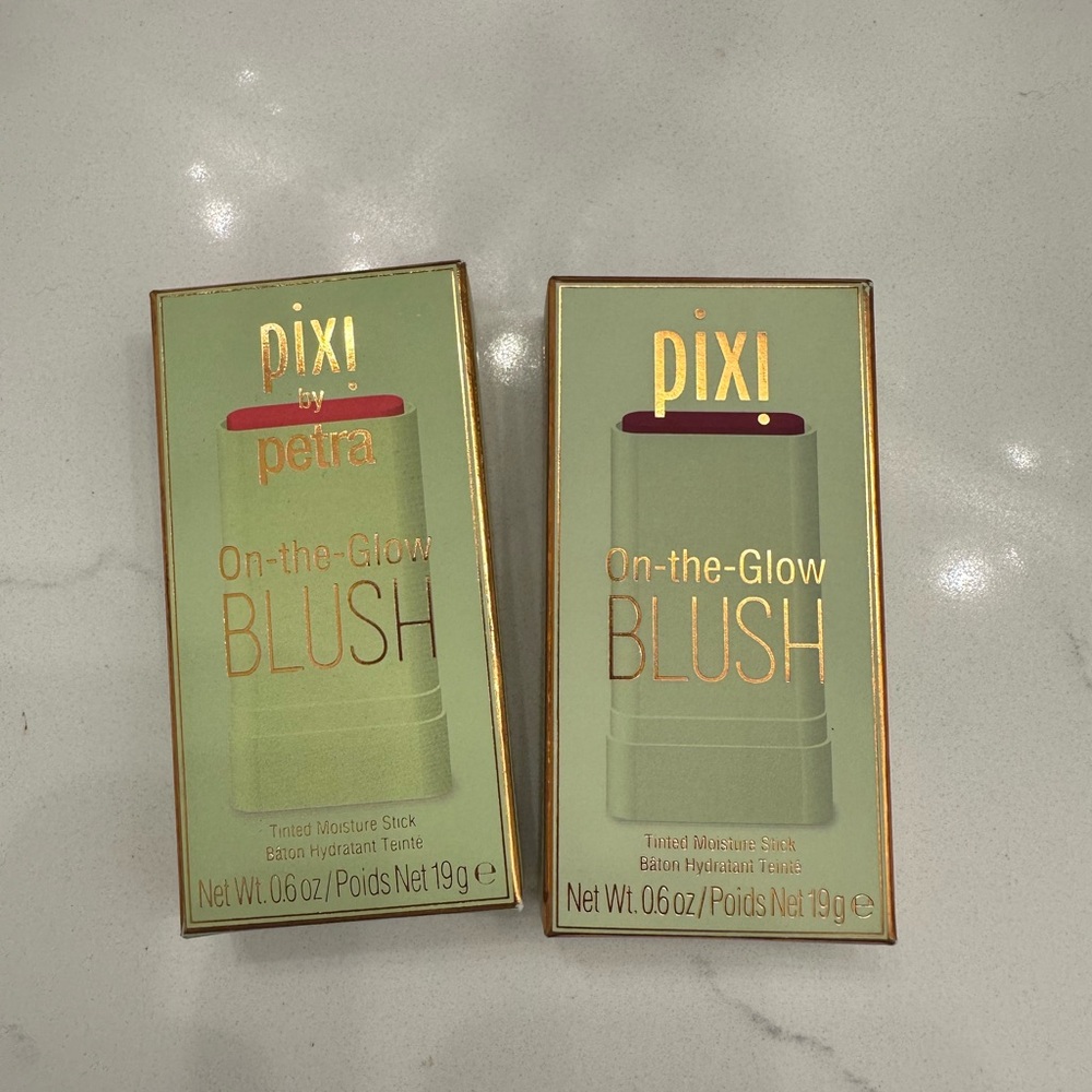 On-the-Glow Blush - Green and Gold